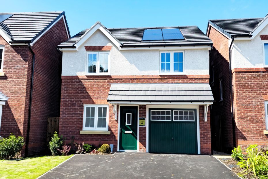 Living Together Doesn’t Mean You Have the Same Legal Rights as Married Couples